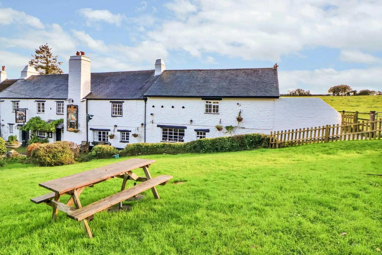 Finest Retreats - The Old Church House Inn Broadhempston Eksteriør billede