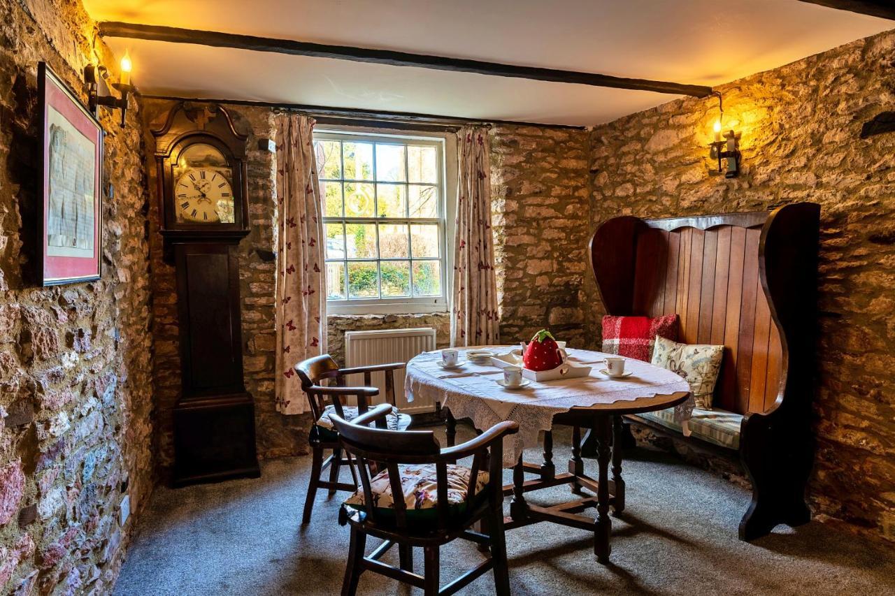 Finest Retreats - The Old Church House Inn Broadhempston Eksteriør billede