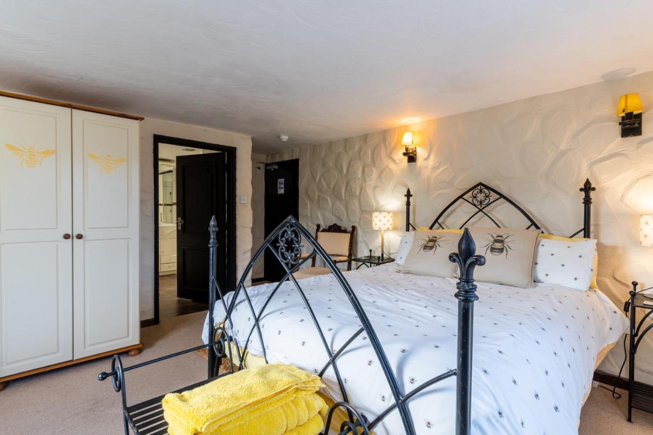 Finest Retreats - The Old Church House Inn Broadhempston Eksteriør billede