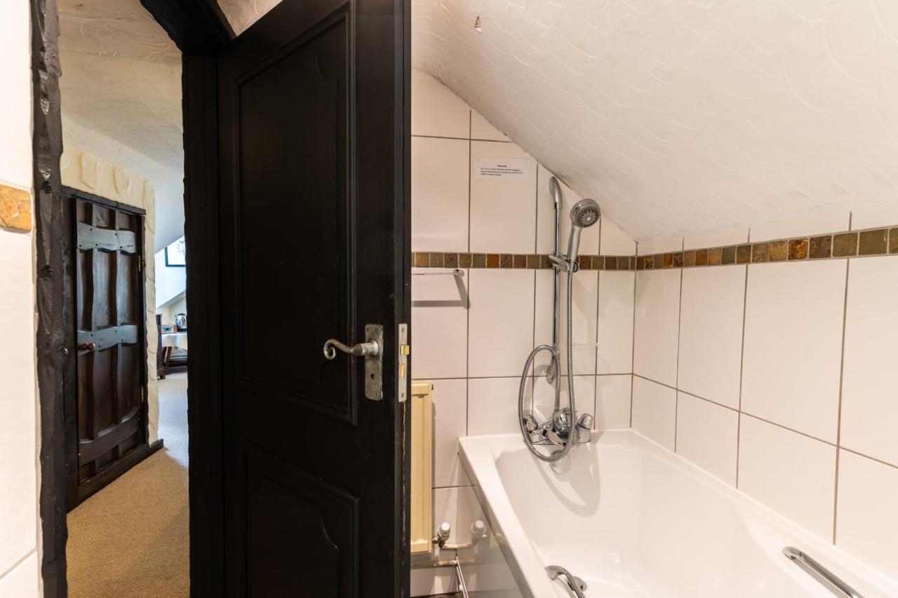 Finest Retreats - The Old Church House Inn Broadhempston Eksteriør billede