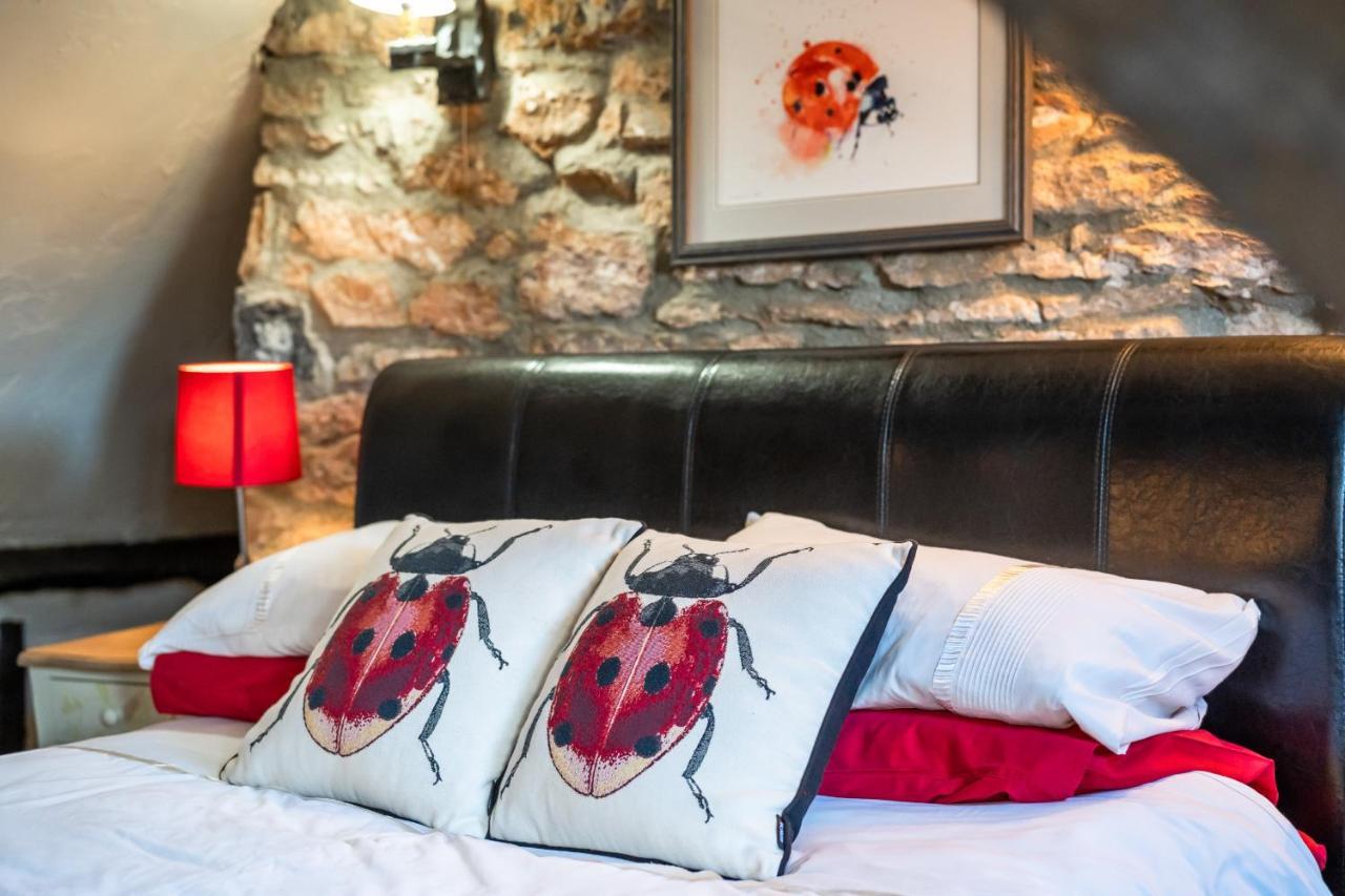 Finest Retreats - The Old Church House Inn Broadhempston Eksteriør billede
