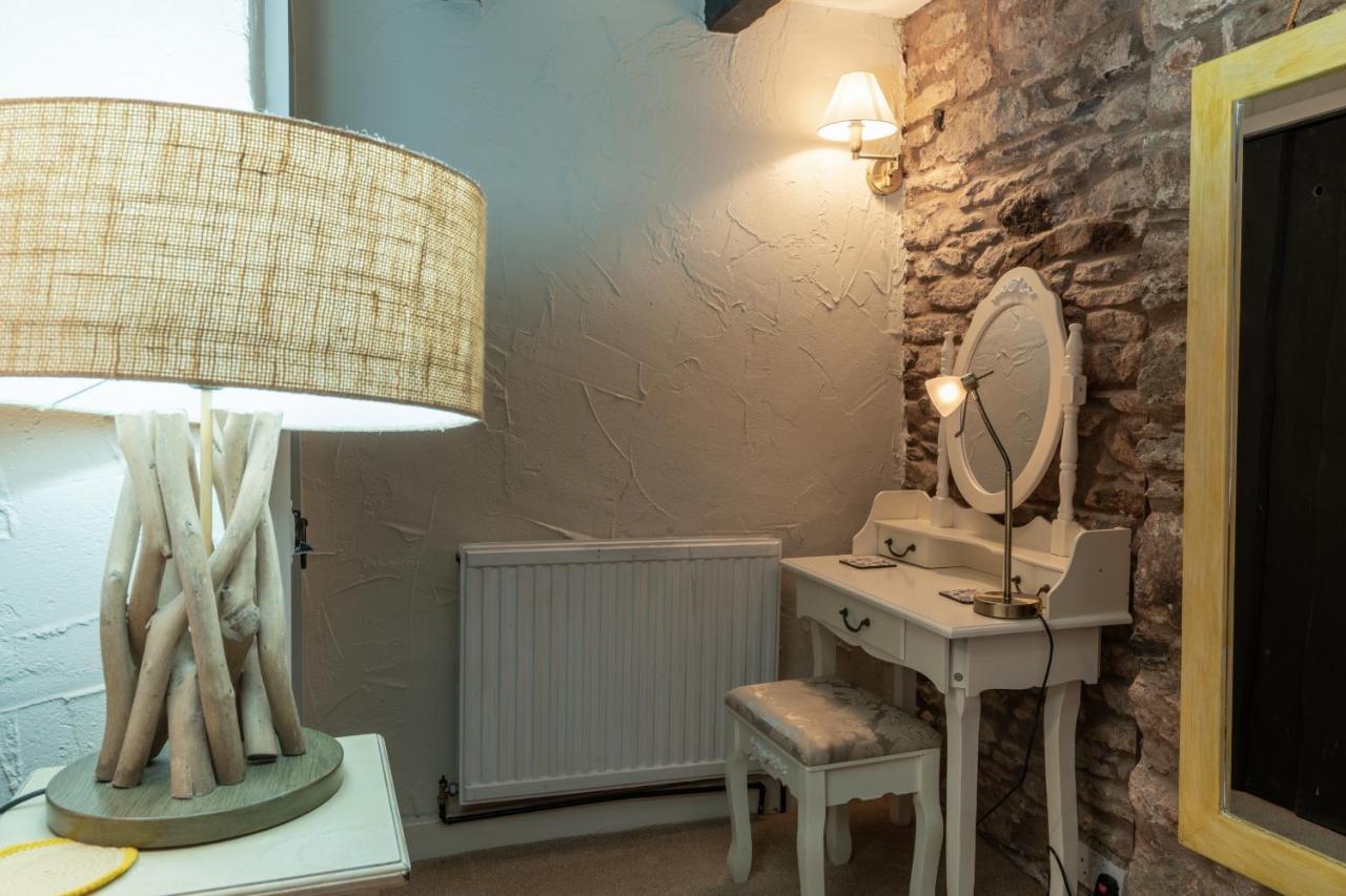 Finest Retreats - The Old Church House Inn Broadhempston Eksteriør billede